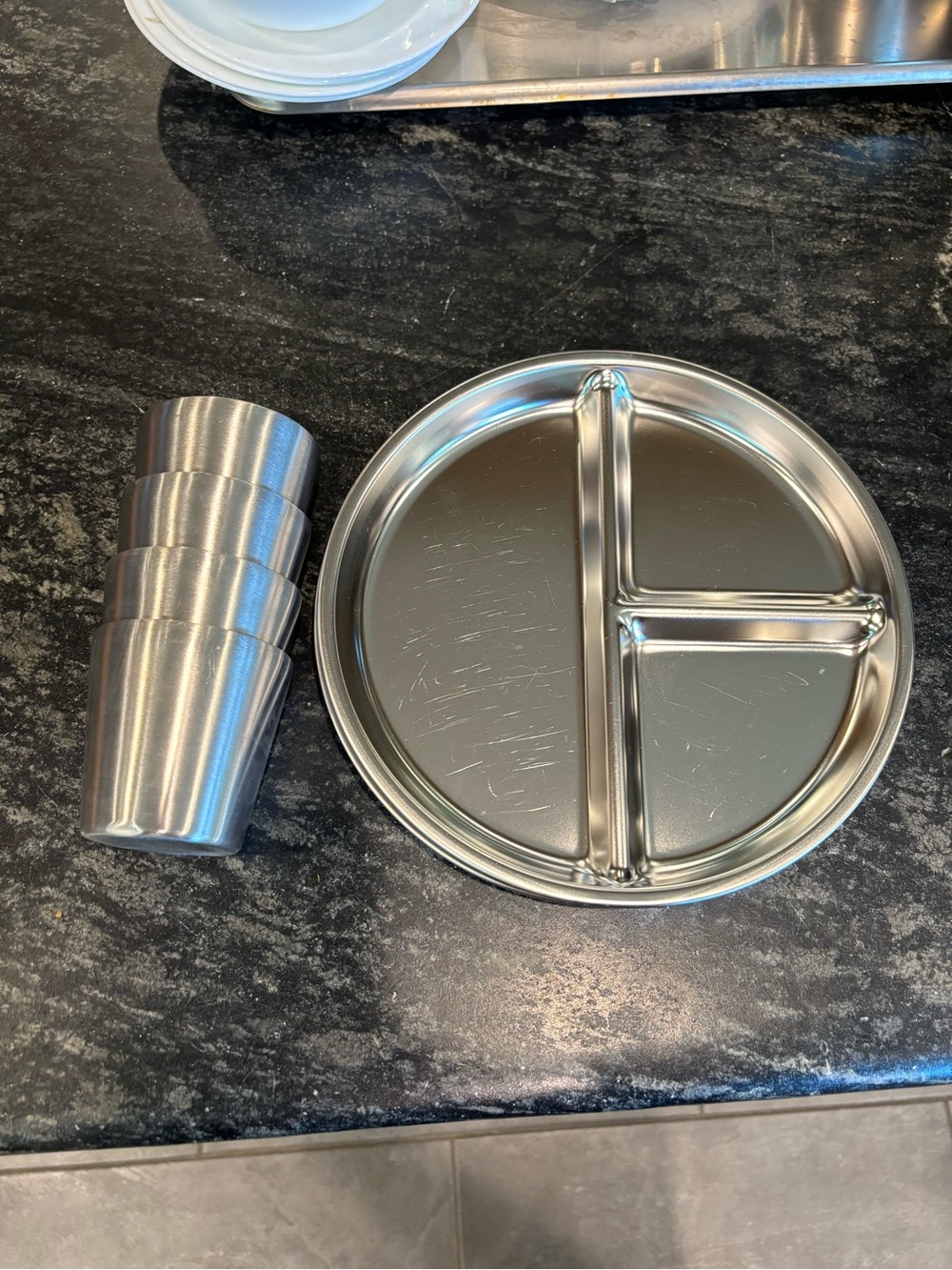 Set of 4 Stainless Steel Divided Dinner Plates with Stackable Cups kids